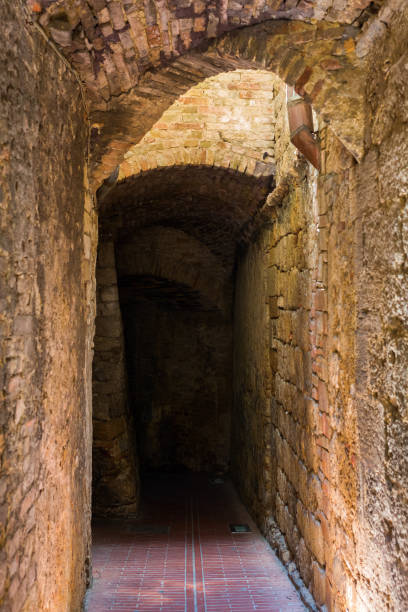 istock archway in San Gimignano, Tuscany, Italy 1133092445