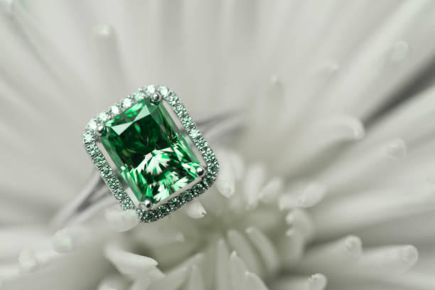 istock Emerald Engagement Jewelry Ring 1133110141
