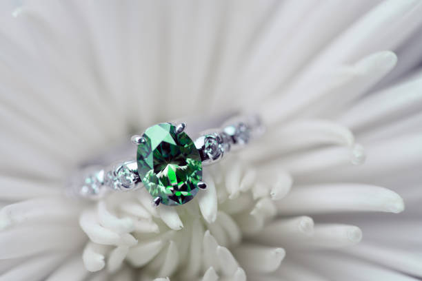 istock Emerald Engagement Jewelry Ring 1133110143