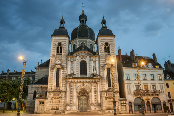 istock Saint-Pierre Church in Chalon-sur-Saone 1133146208