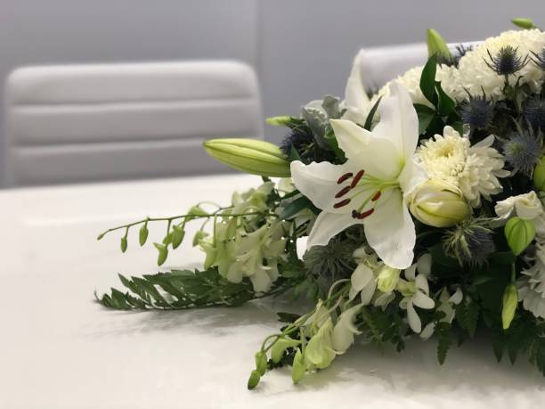 istock White bunch of flowers 1133147831