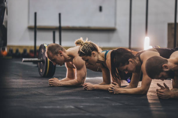 istock Strengthen the whole body with plans pose 1133158971