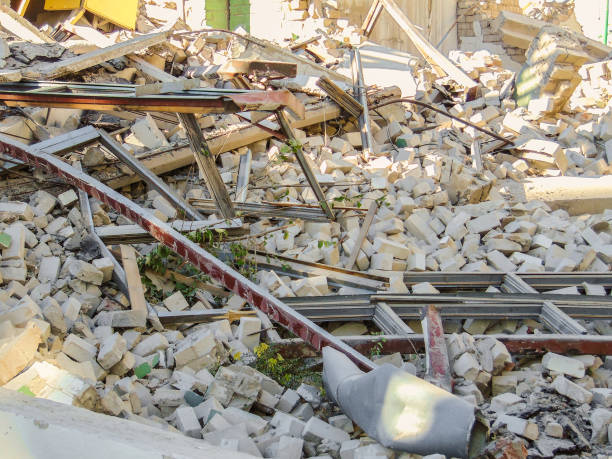 istock Ruins of white silicate brick walls. Dismantling building constructions. 1133170380