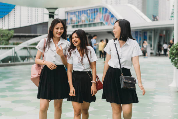 Thai Student Pictures | Download Free Images on Unsplash
