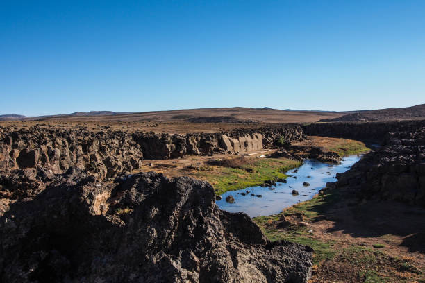 istock Moroccan mountain landscape between Midelt abd Erfoud 1133195248