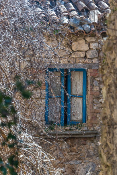 istock Window in an Abandoned Ruin in Southern Italy 1133203011