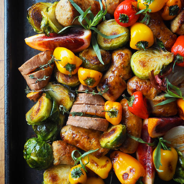 istock Italian Sausage and Peppers Sheet Pan Dinner 1133234406