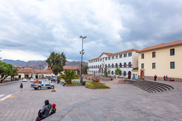 fotografii de stoc, fotografii și imagini scutite de redevențe cu plaza san francisco în cusco, peru - chinchero district
