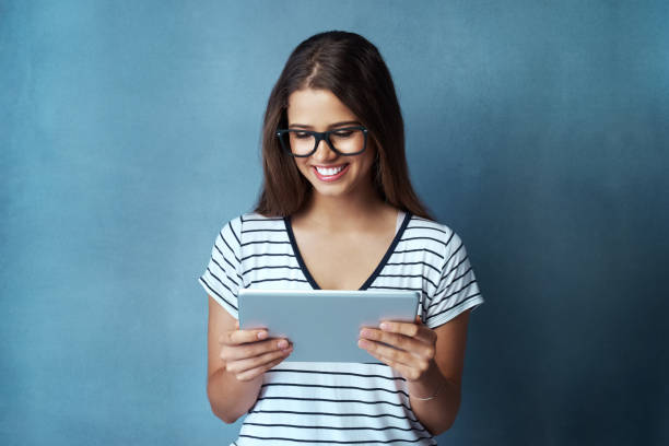 istock Staying close to her social network 1133311147