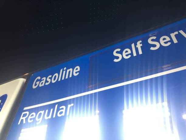 prezzi del gas digitale - gas fuel pump labeling fuel and power generation foto e immagini stock