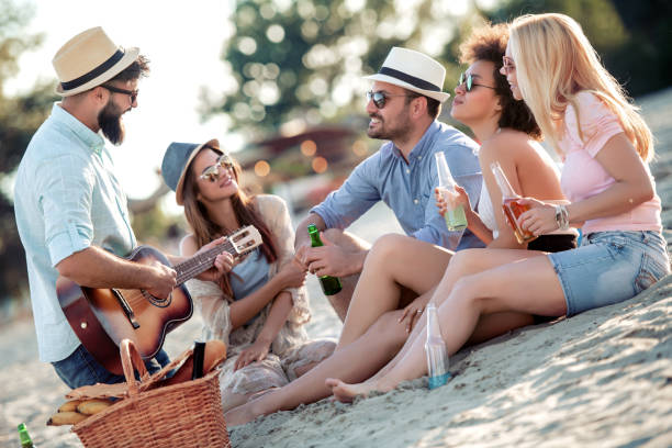 istock Summer, holidays, tourism, drinks and people concept 1133326337