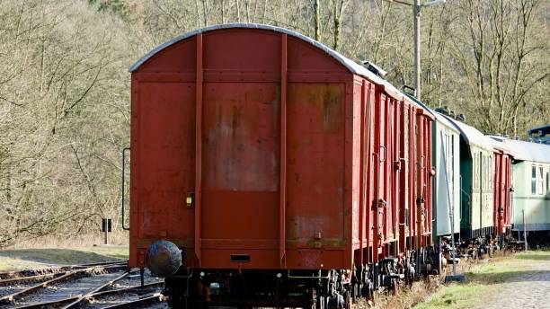 오래 된 기차 마차, 더 이상 사용 하지 - eisenbahn 뉴스 사진 이미지