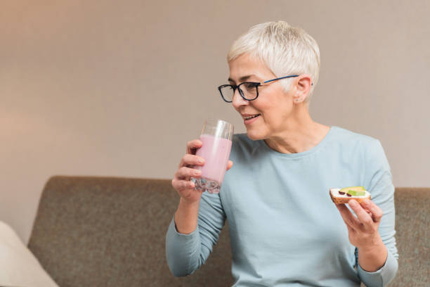 istock Woman having a healthy meal 1133389692