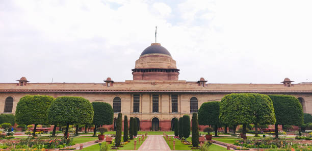istock Rashtrapati Bhavan as seen from the Mughal Garden. 1133394227