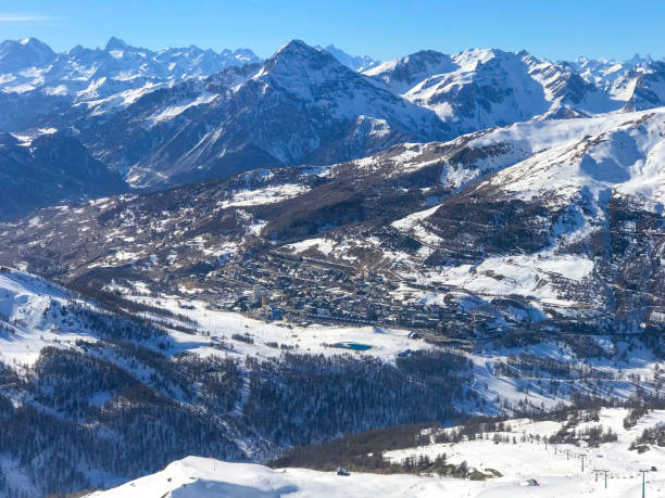 istock Ski - Sestriere, Italy. 1133399002