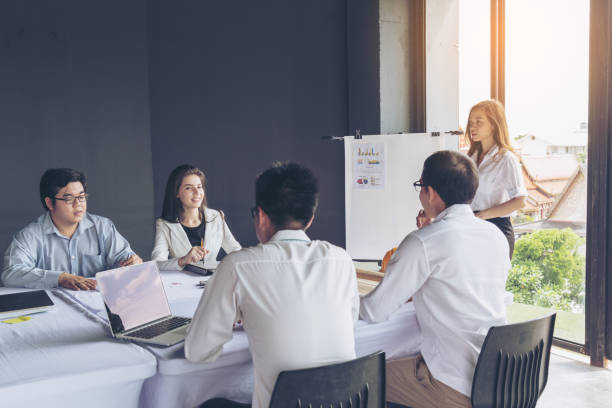 istock Business team meeting 1133399600
