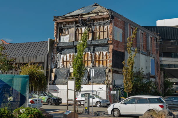 Earthquake damaged building in Downtown of Christchurch, New Zealand Downtown of Christchurch. On February 2011 the earthquake brought down many buildings.  Heritage buildings suffered heavy damage. Christchurch, South Island of New Zealand, February 4, 2018 christchurch earthquake stock pictures, royalty-free photos & images