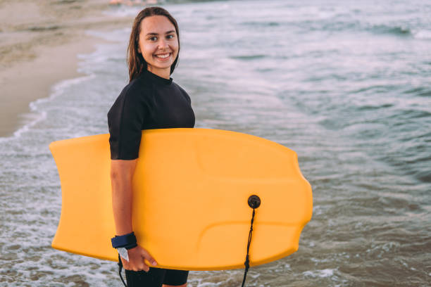 istock Surfer girl 1133454388