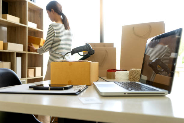 istock prepare product in the box for send to customer 1133488183
