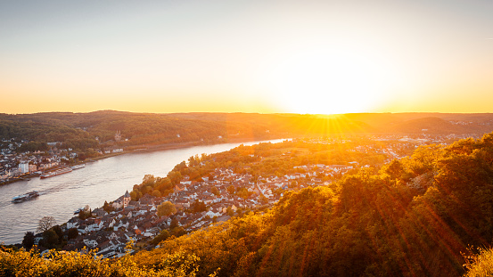 The Erpeler Ley viewpoint offers a great view on the rhine valley.