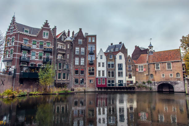 Le Vecchie Case Nello Storico Quartiere Di Delfshaven Nel Centro Della Città Di Rotterdam Paesi Bassi - Fotografie stock e altre immagini di Acqua - iStock