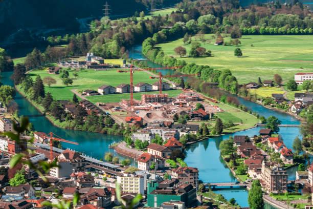 aerial view from the top of a mountain in interlaken hiking - brienz interlaken switzerland rural scene imagens e fotografias de stock