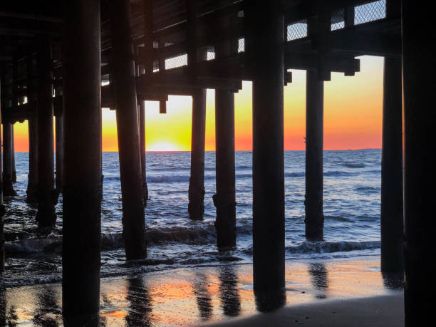 istock Sunset over the Pacific Ocean in Santa Monica, CA 1133653763