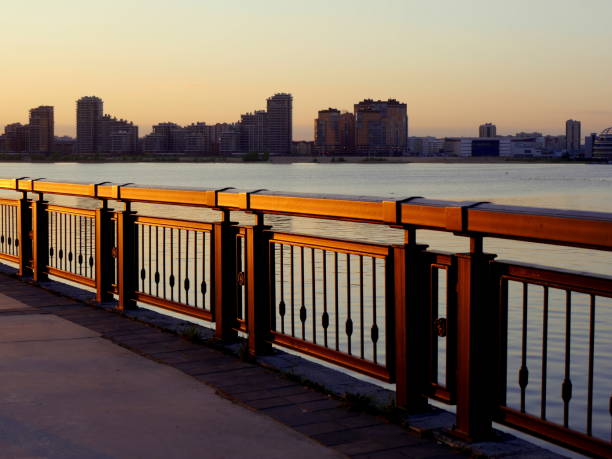 istock Sunset in the city 1133659147