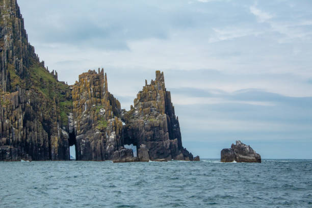 Cathedral Rock, Inish na Bró, The Blasket Islands, County Kerry, Ireland Cathedral Rock, Inish na Bró, The Blasket Islands, County Kerry, Ireland dingle bay stock pictures, royalty-free photos & images