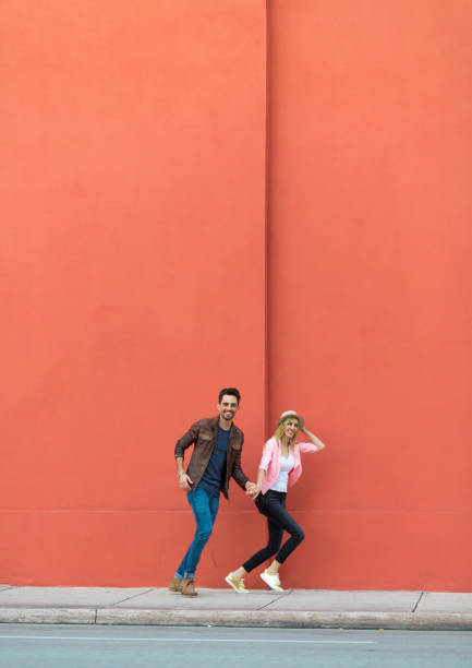 istock Couple running in the city 1133704363
