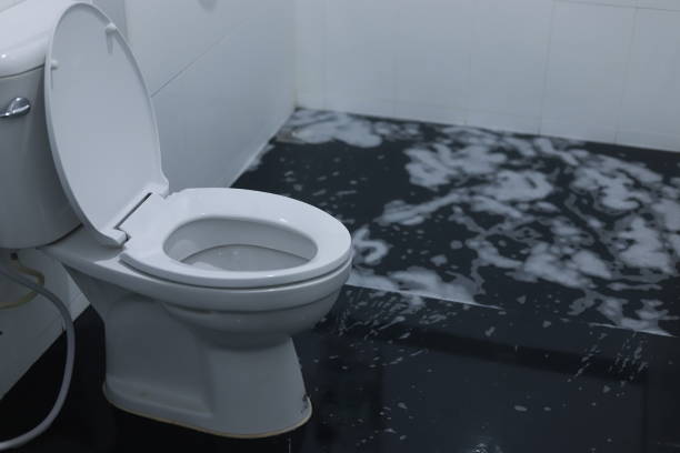 How to Fix a Water Damage Bathroom