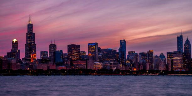 istock Sunset over the Chicago Skyline 1133713001