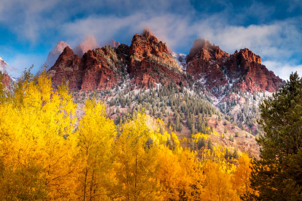 istock Autumn Morning in Colorado 1133713005
