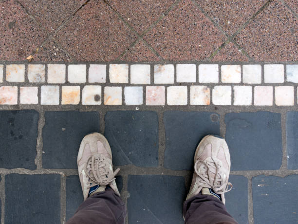 istock Feet on the color tile. 1133730573