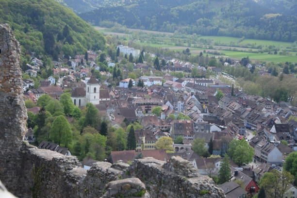 istock Staufen in Breisgau 1133741026