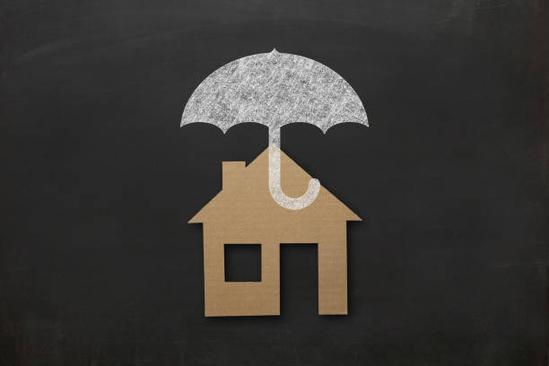 istock Risk home insurance protection umbrella 1133758163