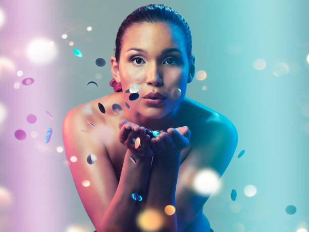 istock She blows a kiss for you 1133761002