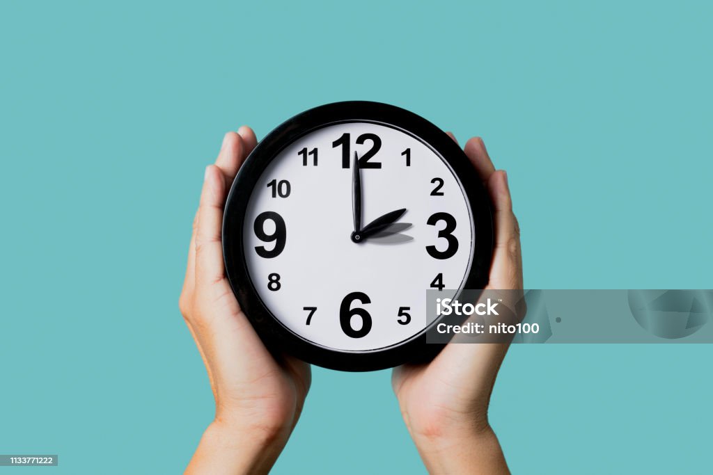 saat geri veya ileriye doğru ayarlı - Royalty-free Saat türleri Stok görsel