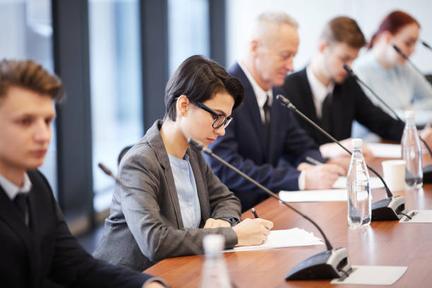 istock Business People in Forum 1133783058