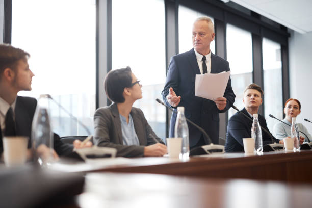 istock Business People in Forum 1133783065