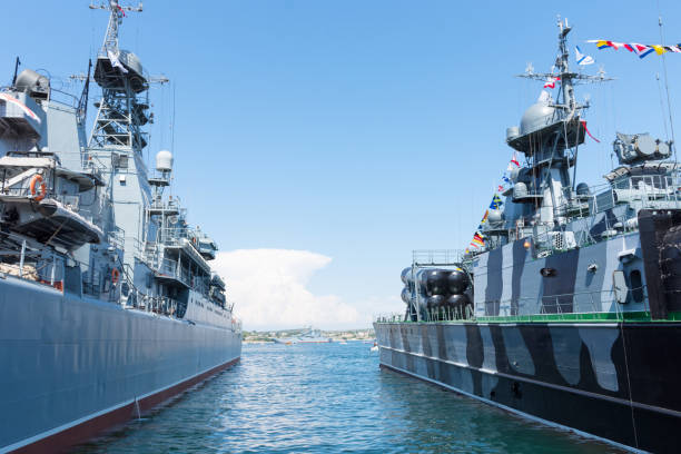 istock Russian warships Samum and Azov 1133787546
