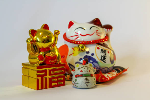 istock Maneki Neko - Japanese welcoming cat 1133811398