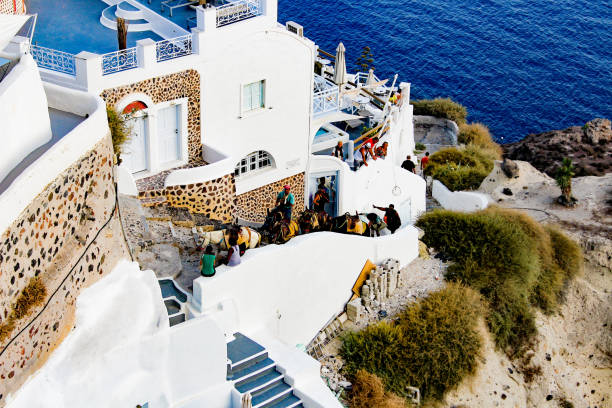 Greece, the origin the civilization. Landscape of the municipality of Santorini, which contains the inhabited islands of Santorini and Terasia and the uninhabited islands of New Cameni, Old Cameni, Aspronisi and Cristiana. Central region of Oia. vulcão stock pictures, royalty-free photos & images