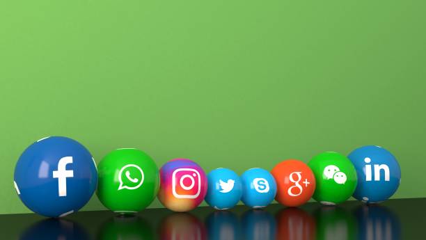 綠色辦公桌上的大理石社交媒體服務圖示的球狀形狀 - twitter 個照片及圖片檔