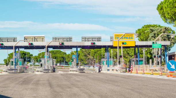 istock The express lanes on the highway in Italy 1133838312