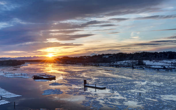 istock Icy and snowy sunrise 1133922297