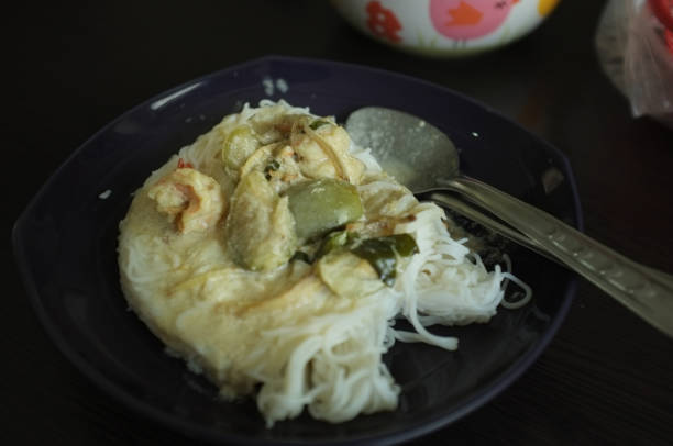 istock Thai food, Rice noodle and green chicken curry 1133933726