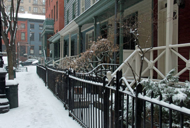 istock Snowy Brooklyn Heights Winter 1133934596
