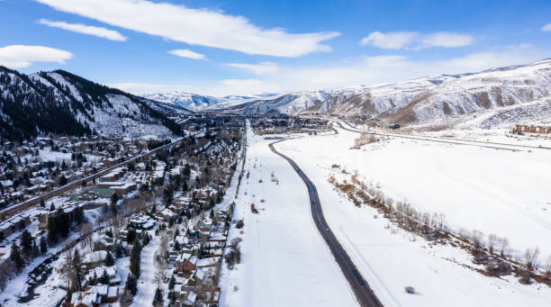 istock Avon Colorado Snowy Valley Rocky Mountains 1133940478