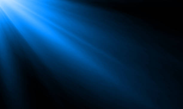 ネオン光線または太陽ビームベクトルの背景。抽象的なブルーネオンライトフラッシュ、黒の背景に太陽光輝くとスポットライトの背景 - 明かり点のイラスト素材／クリップアート素材／マンガ素材／アイコン素材
